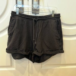 Community Black Shorts, Size Large